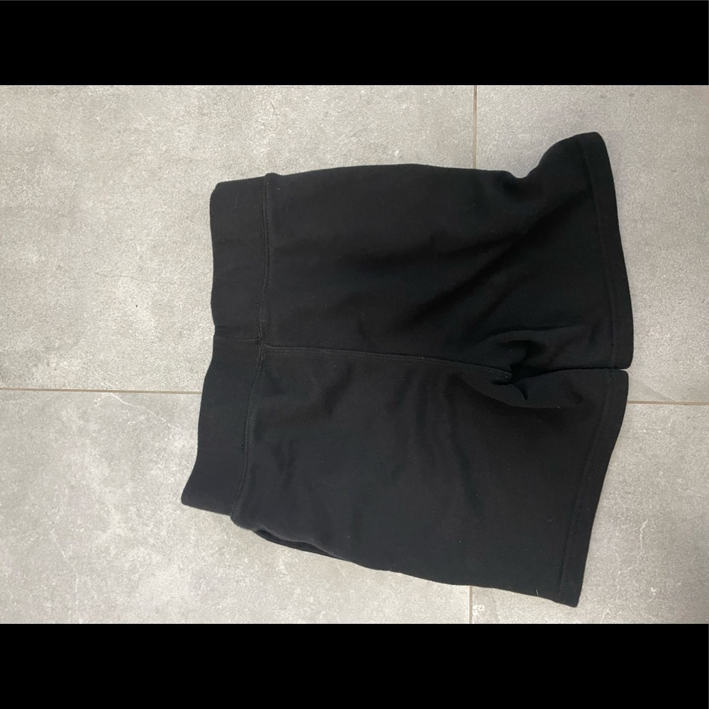 Champion, medium, black